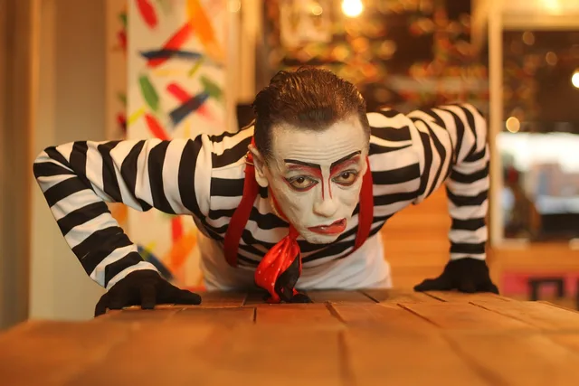 mime, clown, circus, make-up, expression, expensive, person, actor, men, comedy, gesture, comedian, pantomime, mime, mime, circus, comedy, comedy, comedy, comedy, comedy. 4 things that change when an actor joins a union