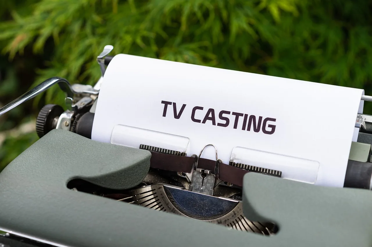 typewriter, paper, television cast, casting show, tv show, watch tv, film, bachelor, singing, casting, selection, round, media, tv channel, youtube, video, entertainment, word, english, mockup, tv show, tv show, tv show, tv show, tv show. 3 stages where a film casting decision actually gets made