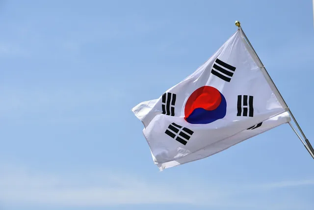 korean flag, blue sky, landscape, korean flag, korean flag, korean flag, korean flag, korean flag. Shoot year versus broadcast year versus release year: K-drama's three dates