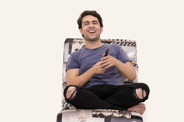 laughing, tv, fun, producer, actor, human, celebrity, joy, laugh, laugh-in, hollywood, television, movies, cinema, comedy, blue, singer, voltage, colorful, chair, sofa, indian, boy, laughing, actor, laugh, comedy, comedy, comedy, comedy, comedy, singer. What a television ranking measures depends on whose numbers you trust